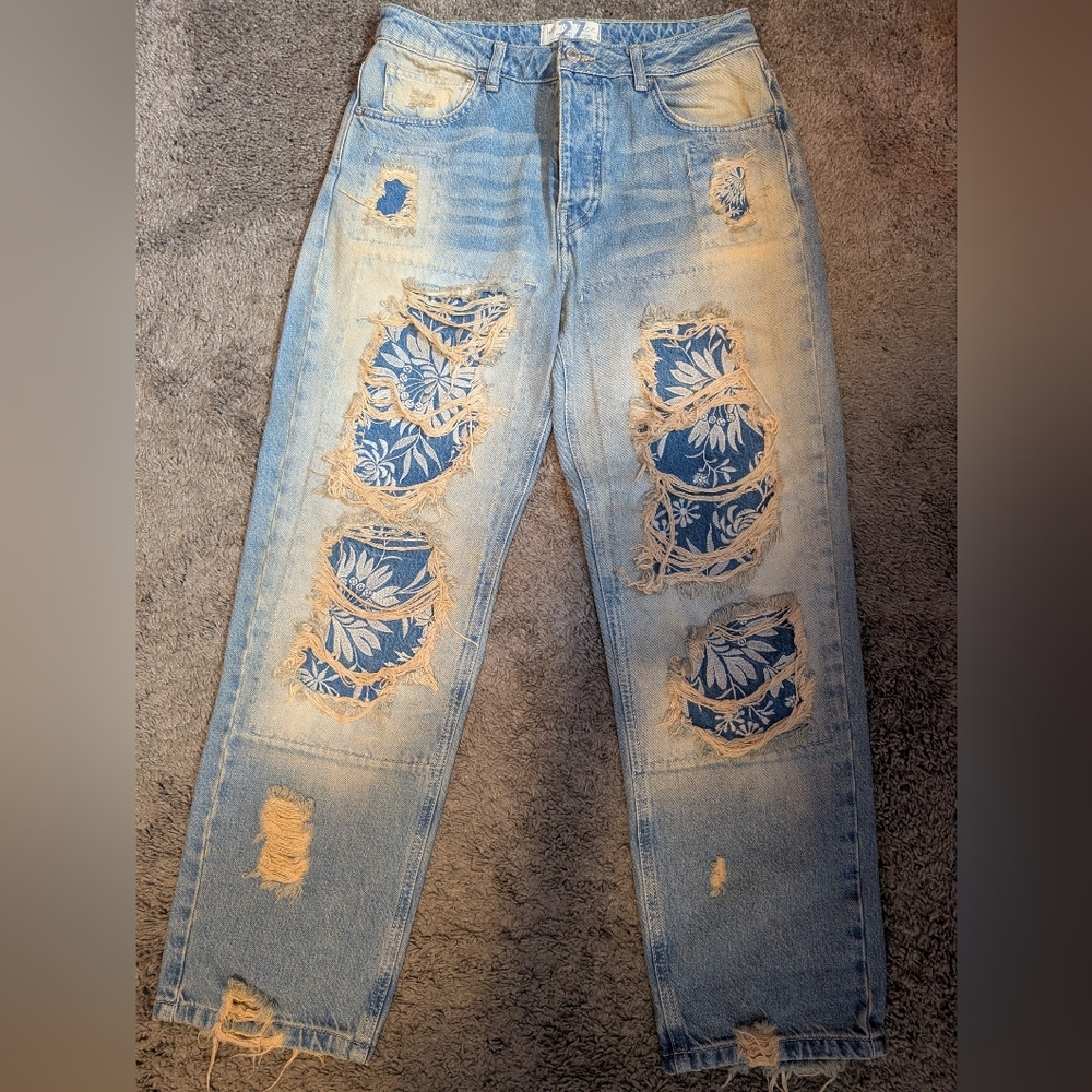 Free People Distressed Floral Patch Women's Jeans